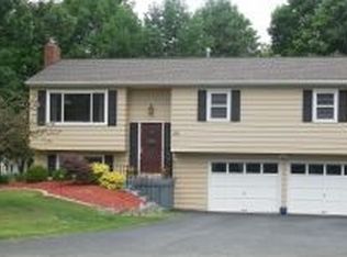 533 S Jensen Rd, Vestal, NY 13850