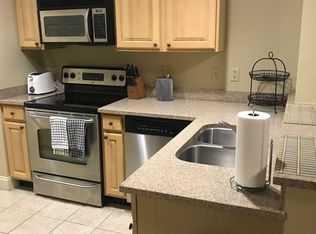 215 W College Ave APT 209, Tallahassee, FL 32301