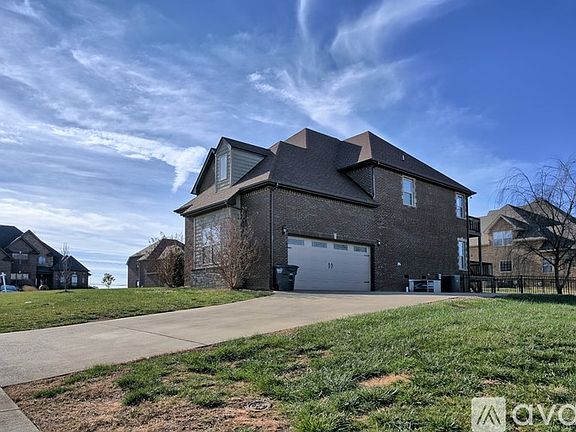 3rd image of 1500 Edgewater Ln