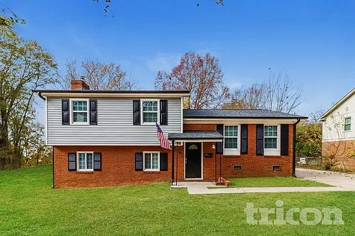 6809 Cardigan Ave Photo 1