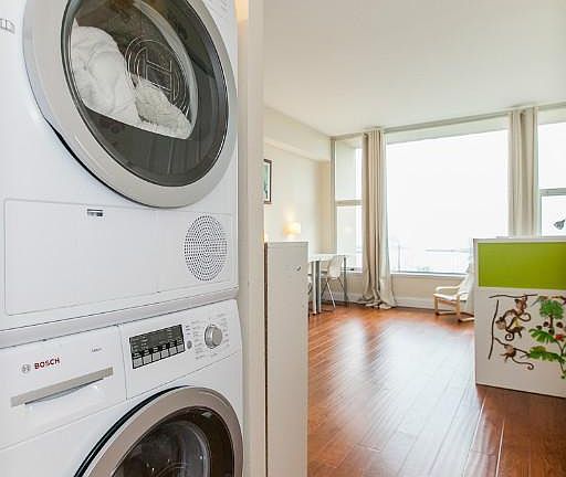 5th image of 3200 N Lake Shore Dr #510F