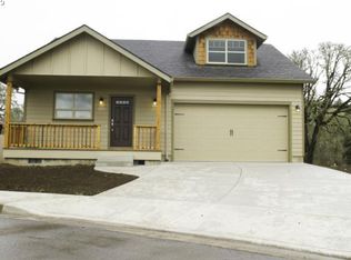203 SE Hope Ct, Sheridan, OR 97378