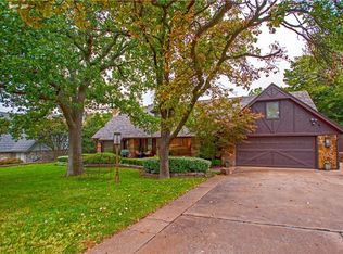 2005 Eagle Dr, Edmond, OK 73034