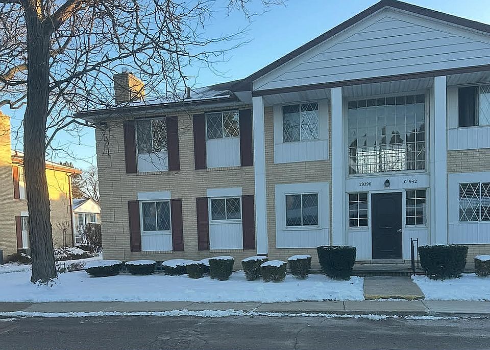 1st image of 29296 Gloede Dr #103