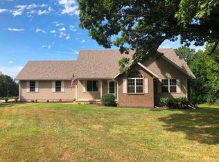 6040 J Rd, Strafford, MO 65757