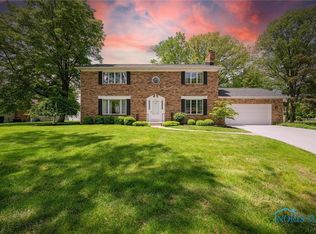 806 Woodstock Ct, Findlay, OH 45840