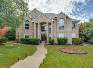 7305 Royal Crest Ln, Plano, TX 75025