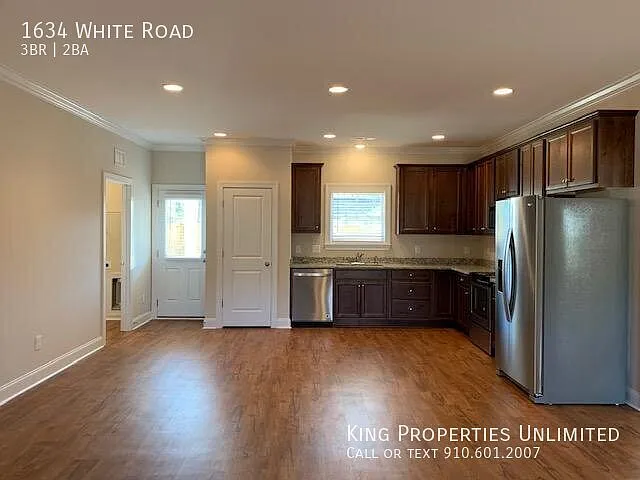 1634 White Road — Photo 3