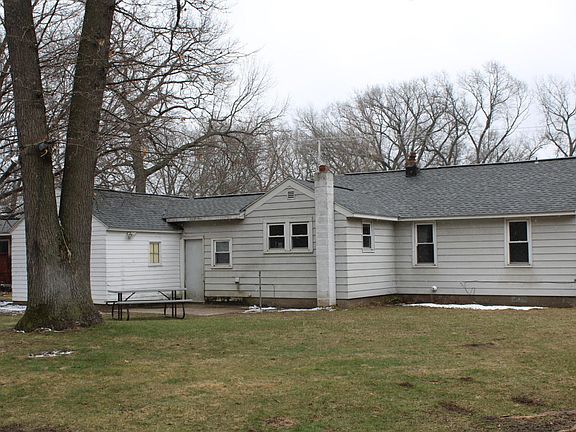 4th image of 3332 Evanston Ave