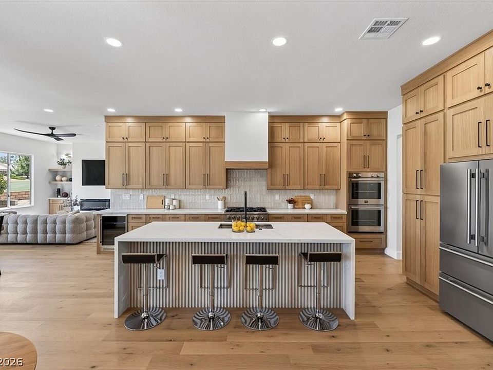 1st image of 9149 Villa Ridge Dr