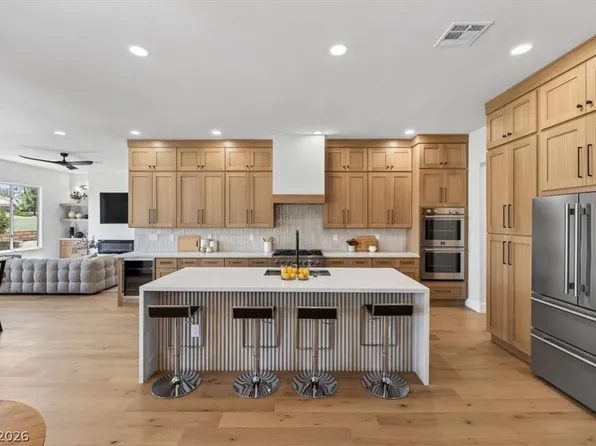 9149 Villa Ridge Dr, Las Vegas, NV 89134