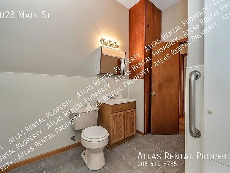 1028 Main St — Photo 28