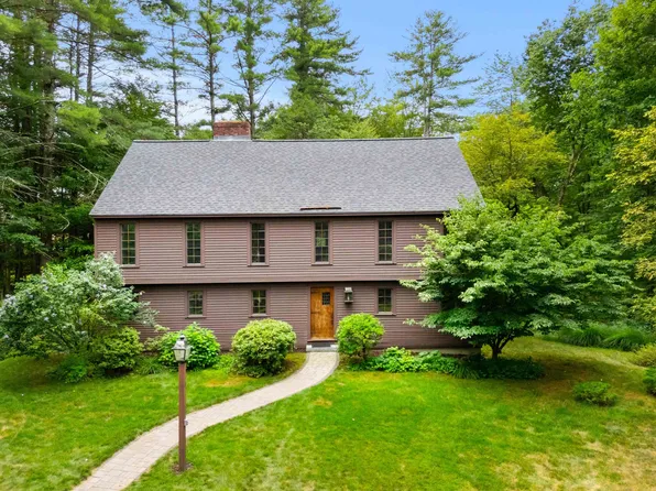 126 Blanford Place, Bedford, NH 03110