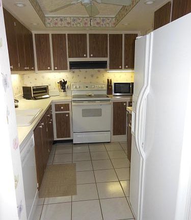 5th image of 125 S Ocean Ave APT 605