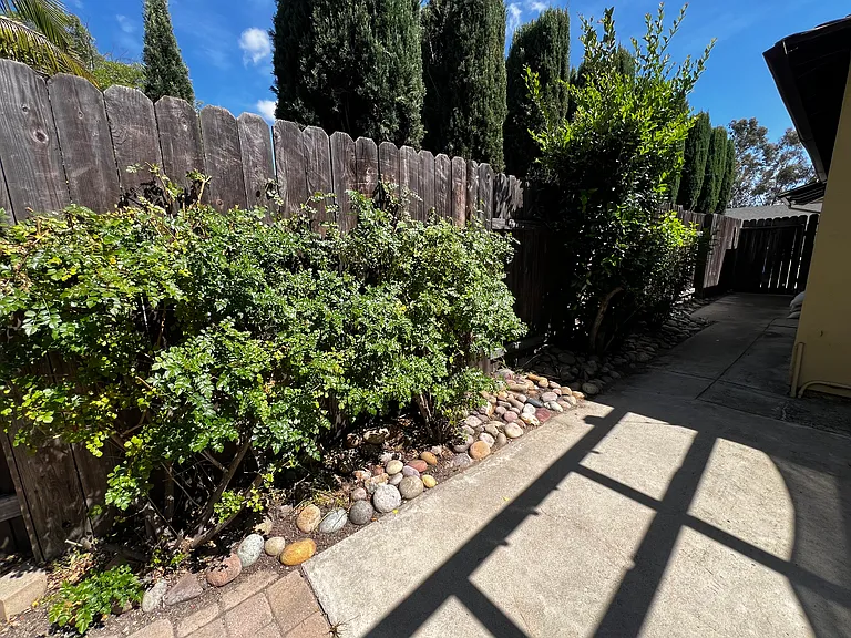 13050 Wanesta Dr — Photo 13