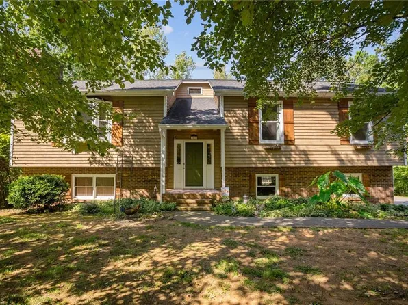 7670 McGee Rd, Rural Hall, NC 27045