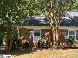 801 Wenwood Cir, Greenville, SC 29607