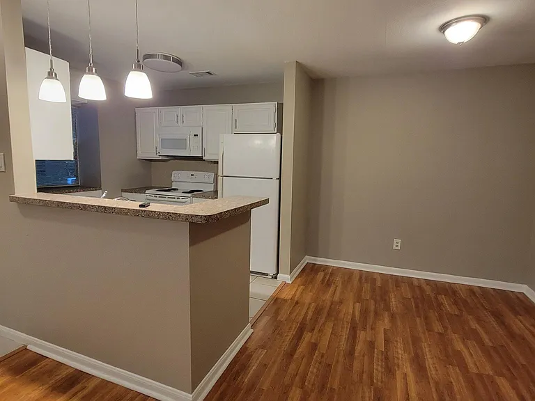 2404 Sycamore Ave #C-1 — Photo 7