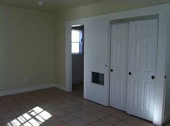 2nd image of 1925 Olive Ave APT 6