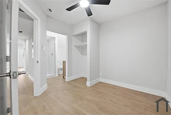 7318 NW 75th St — Photo 14