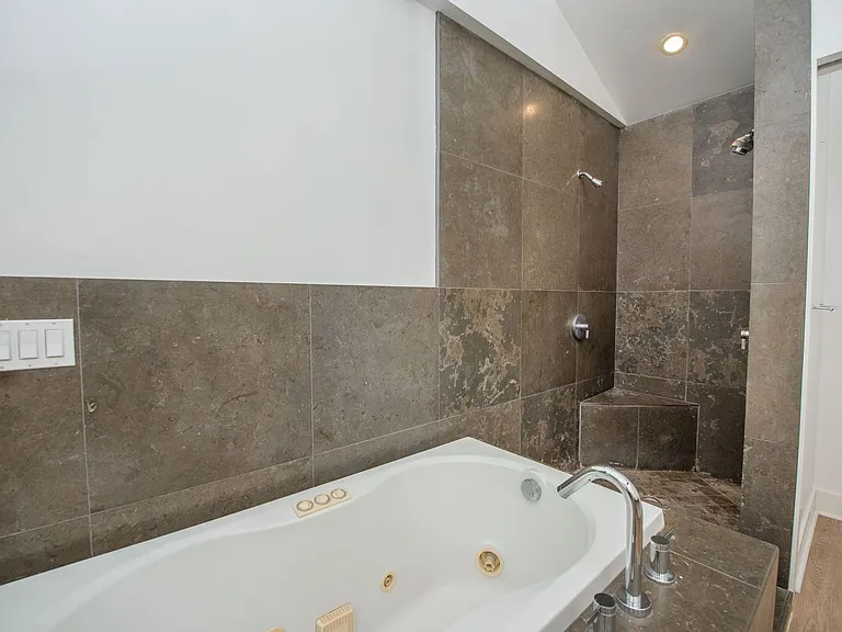 9941 Hot Springs Dr — Photo 38