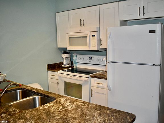 5th image of 561 E Beach Blvd Unit 606