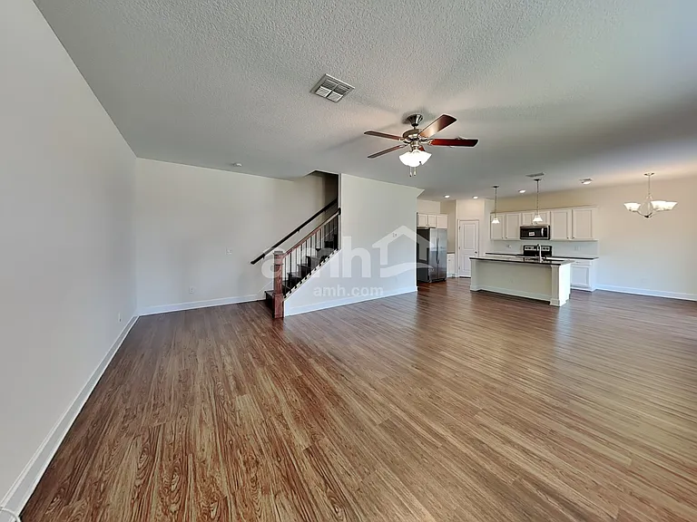 302 Crestrun Loop — Photo 5