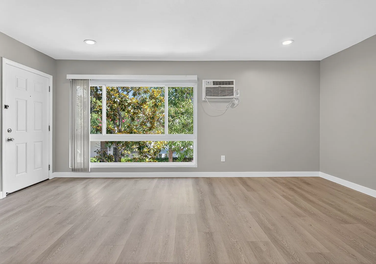 2300 East Commonwealth Avenue — Photo 1