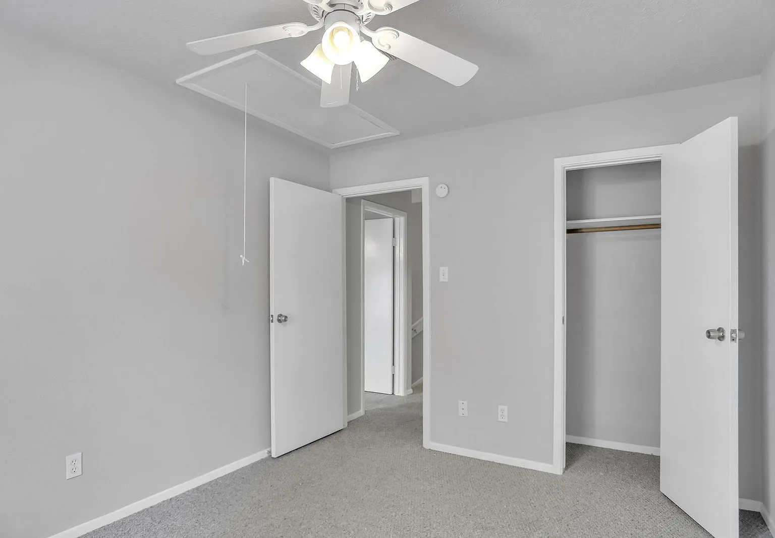 2 bed, 1.0 bath, 1200 sqft, $1,350 — Photo 4