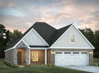 836 Aster Ln, Opelika, AL 36801