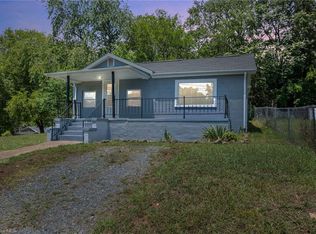425 Riverside Dr, Reidsville, NC 27288