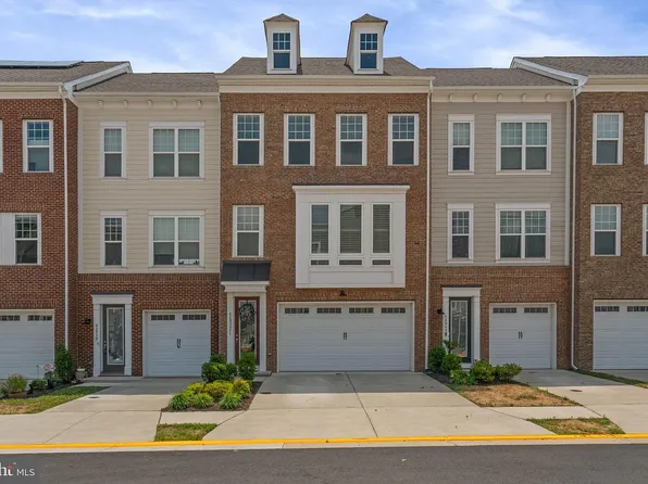 42951 Running Creek Sq, Leesburg, VA 20175