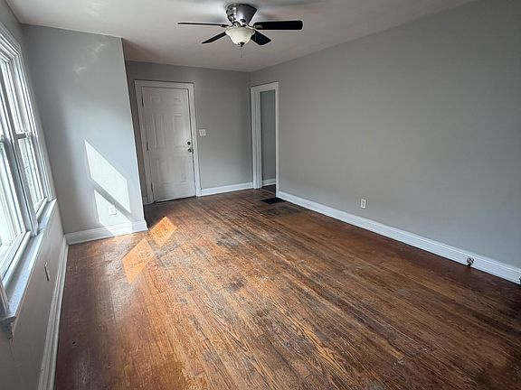 3rd image of 1238 Central Ave