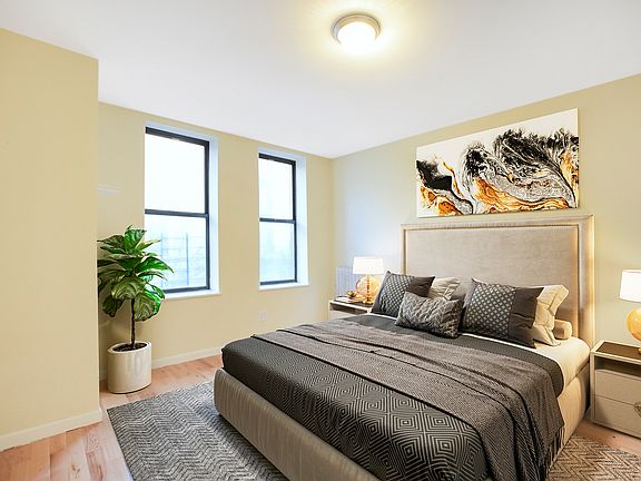 3rd image of 618 W 136th St #9B
