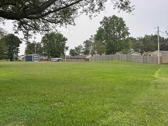 4th image of Clyde Ave