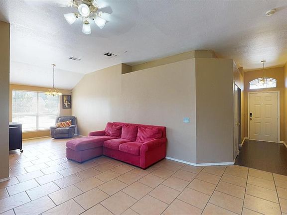 3rd image of 239 Lake Texoma Dr