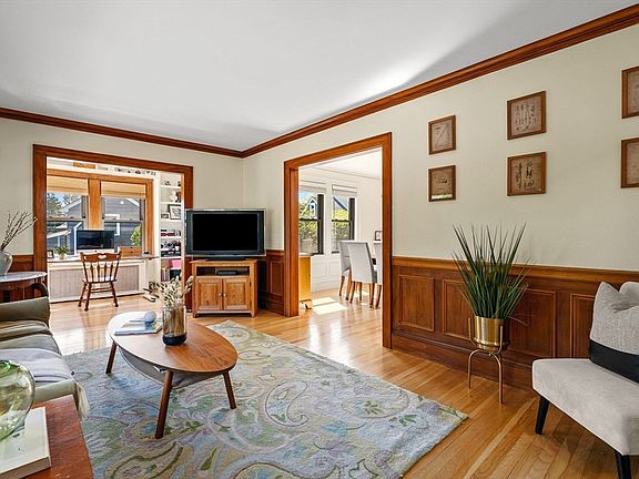 3rd image of 197 Hillside Ave