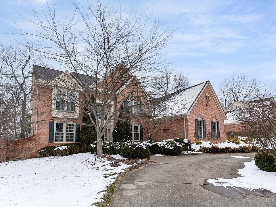 1st image of 889 Miamiridge Dr