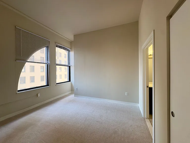Charming 1 Bedroom/1 Bathroom Apartment Unit in Downtown Baltimore, MD! Unit 416 — Photo 133