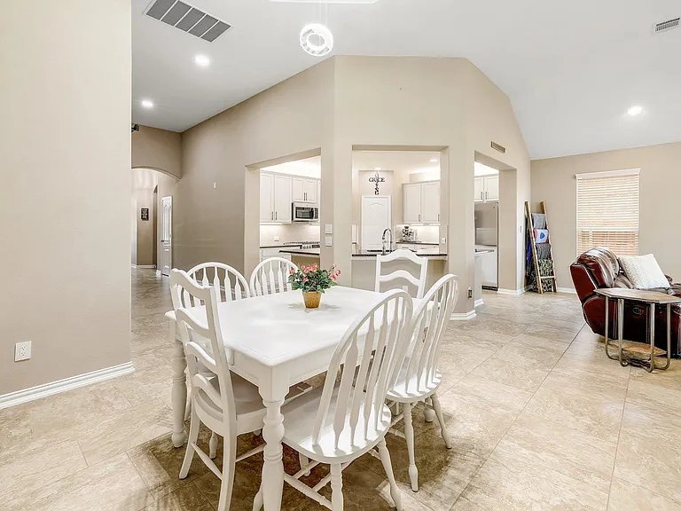187 Salt Fork Dr — Photo 9