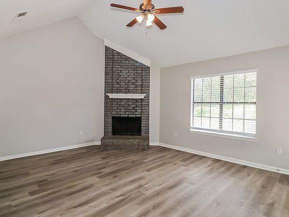 4th image of 6794 Valerie Dr