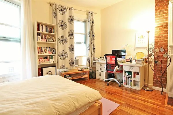 Rented by JK Dansar Corp | media 34