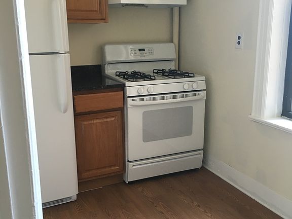 5th image of 14425 33rd Ave #1FL