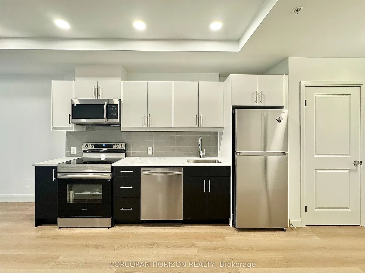 Building Photo - 1333 Weber St E #319