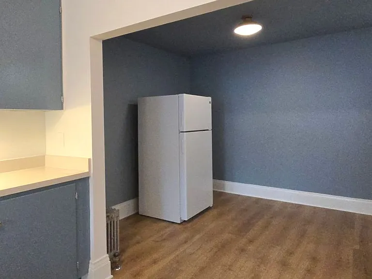 1053 N State St — Photo 7