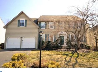 460 Longleaf Dr, Perkasie, PA 18944