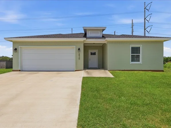 6920 Royal Mdws, Port Arthur, TX 77642