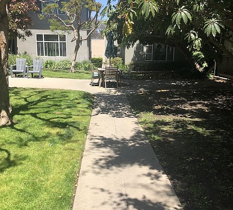 3rd image of 3200 S Barrington Ave #5