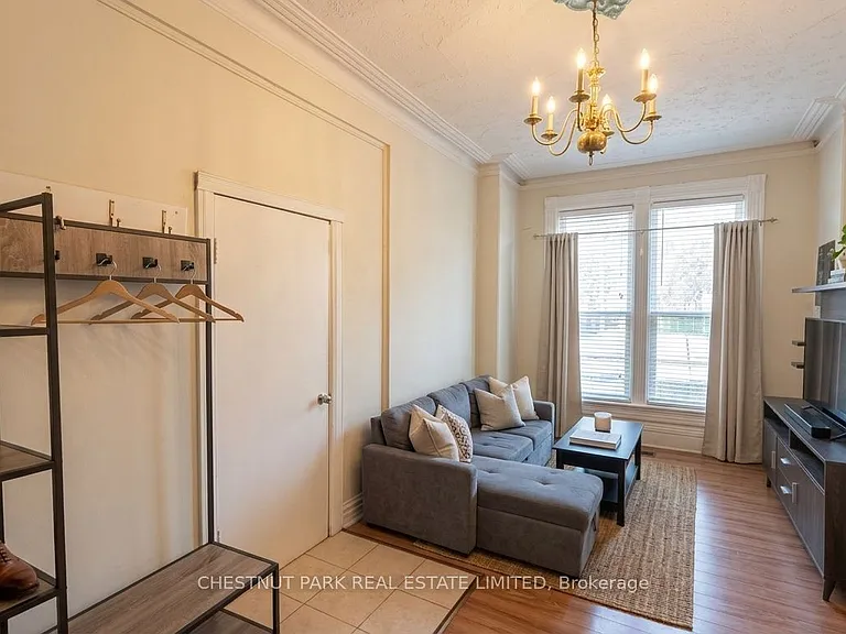 149 Gerrard St E #1 — Photo 2