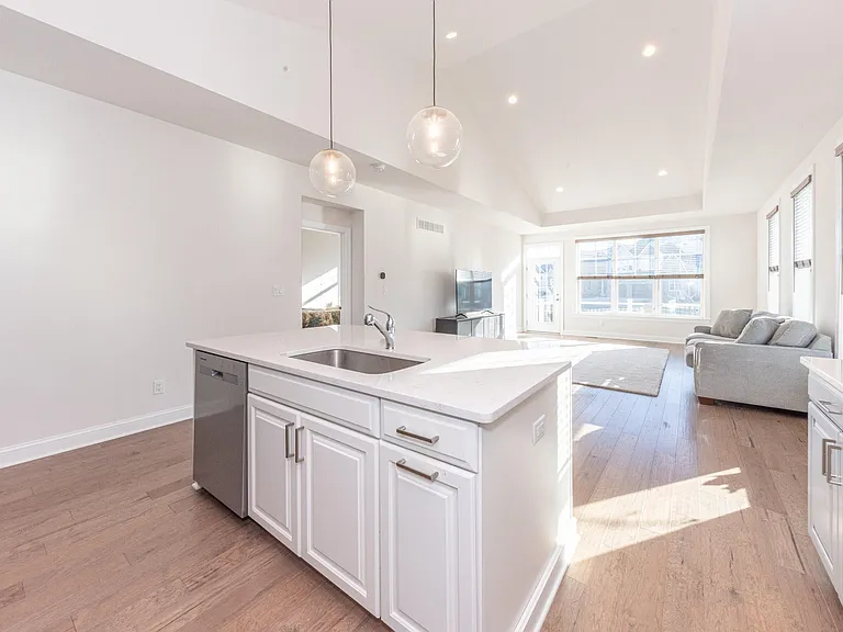 3341 Roseford Blvd — Photo 10